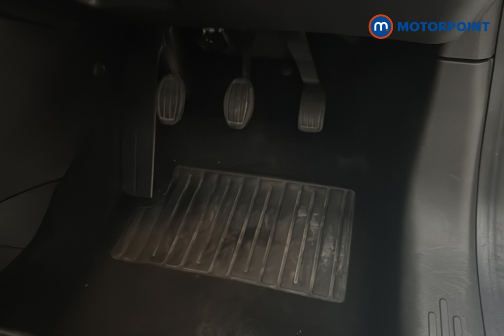 Jeep Avenger Altitude Manual Petrol SUV - Stock Number (1672043) - 24th supplementary image
