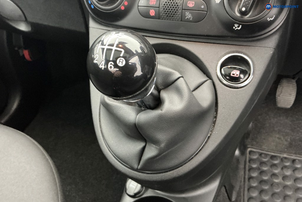 Fiat 500 1.0 Mild Hybrid 3Dr Manual Petrol Hatchback - Stock Number (1672508) - 16th supplementary image