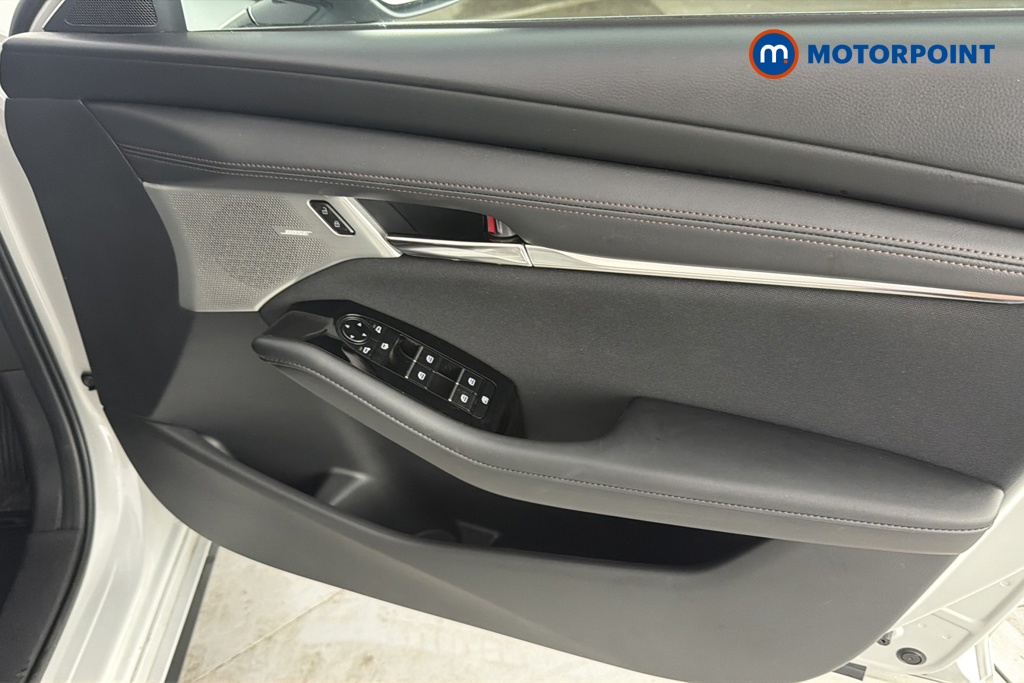 Mazda 3 Exclusive-Line Automatic Petrol Hatchback - Stock Number (1672721) - 18th supplementary image