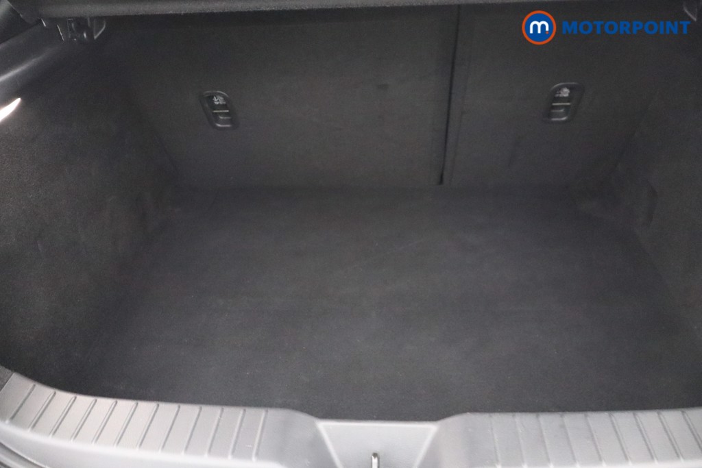 Mazda 3 Exclusive-Line Automatic Petrol Hatchback - Stock Number (1672728) - 5th supplementary image