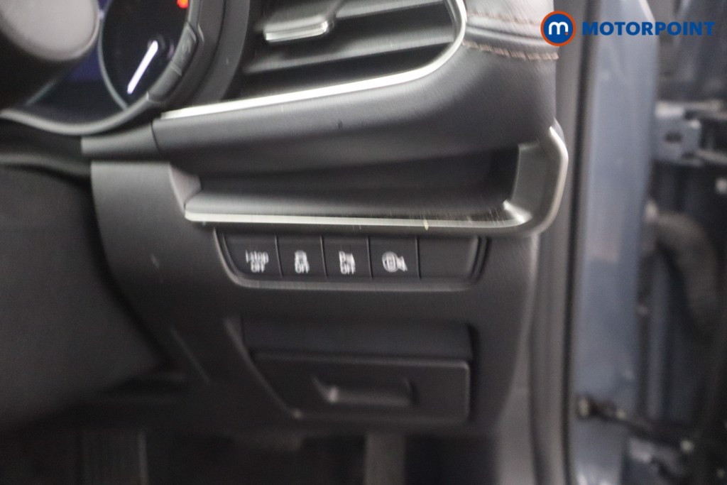 Mazda 3 Exclusive-Line Automatic Petrol Hatchback - Stock Number (1672728) - 12th supplementary image