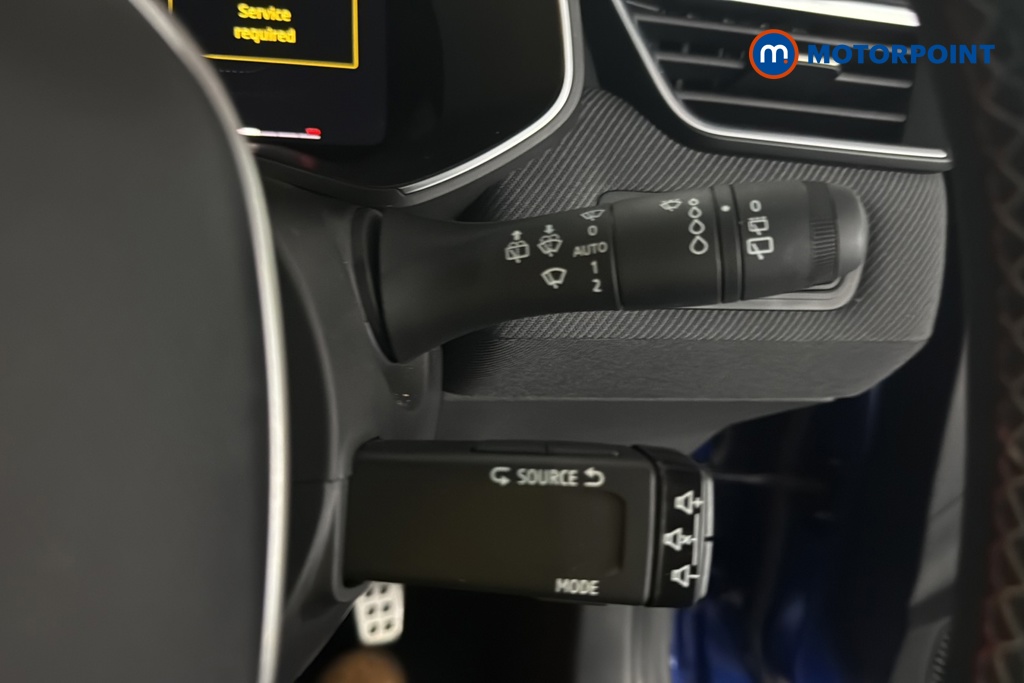 Renault Clio Esprit Alpine Manual Petrol Hatchback - Stock Number (1673012) - 6th supplementary image