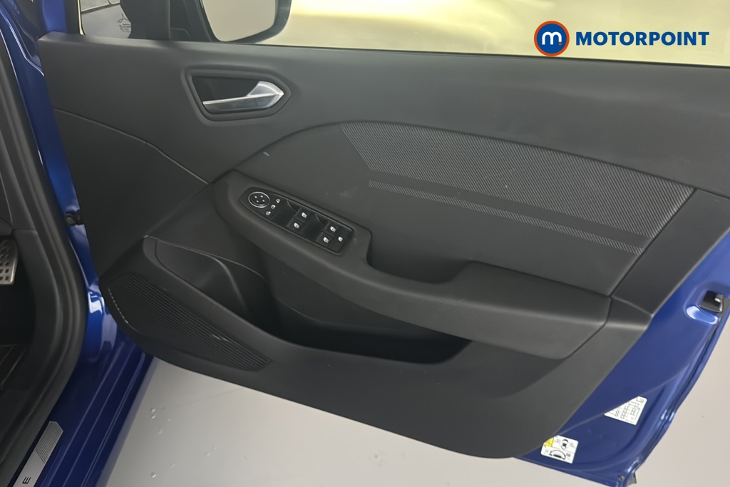 Renault Clio Esprit Alpine Manual Petrol Hatchback - Stock Number (1673012) - 18th supplementary image