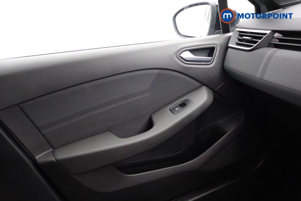 Renault Clio Esprit Alpine Manual Petrol Hatchback - Stock Number (1673015) - 12th supplementary image