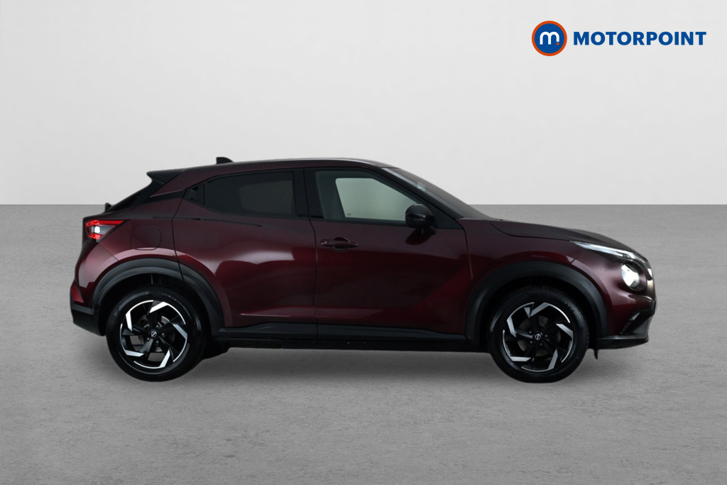 Nissan Juke N-Connecta Automatic Petrol SUV - Stock Number (1673770) - Drivers side