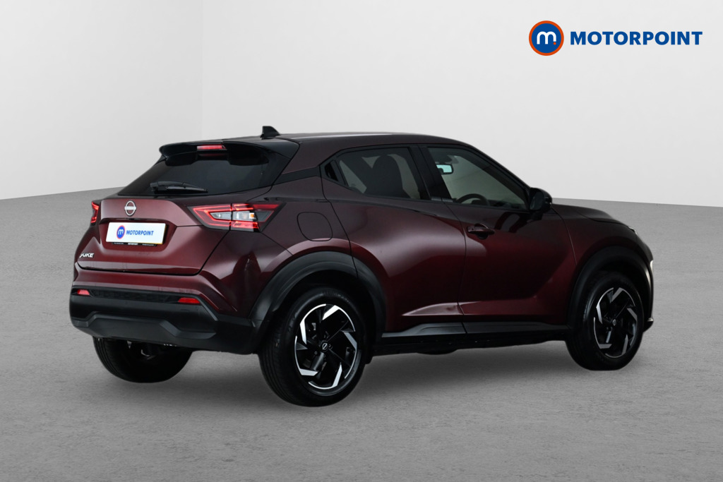 Nissan Juke N-Connecta Automatic Petrol SUV - Stock Number (1673770) - Drivers side rear corner