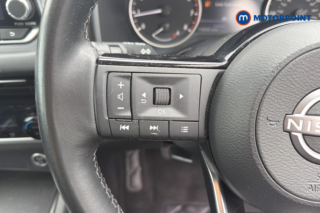 Nissan Qashqai Acenta Premium Manual Petrol SUV - Stock Number (1674506) - 7th supplementary image