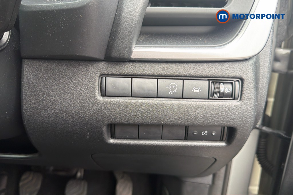 Nissan Qashqai Acenta Premium Manual Petrol SUV - Stock Number (1674506) - 17th supplementary image