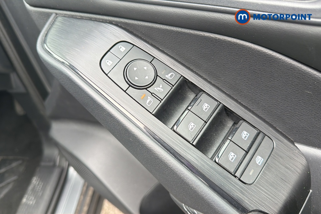 Nissan Qashqai Acenta Premium Manual Petrol SUV - Stock Number (1674699) - 19th supplementary image