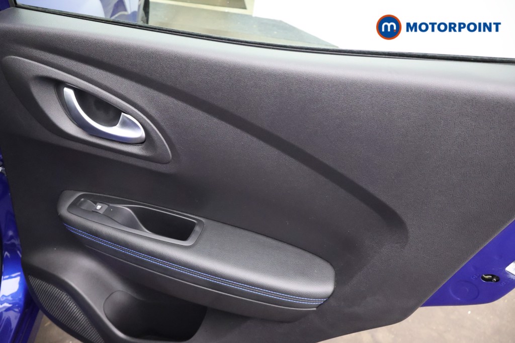 Renault Kadjar S Edition Manual Petrol SUV - Stock Number (1675196) - 21st supplementary image