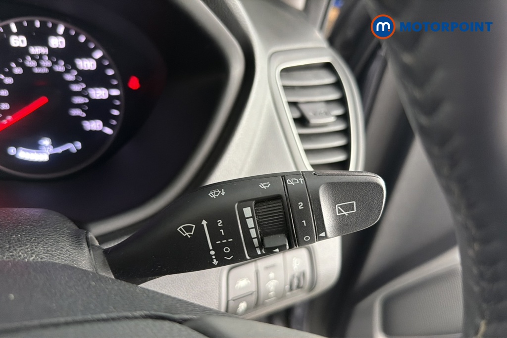 Hyundai I20 Play Manual Petrol Hatchback - Stock Number (1676063) - 6th supplementary image