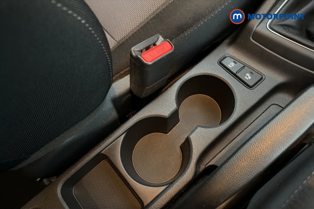 Hyundai I20 Play Manual Petrol Hatchback - Stock Number (1676063) - 16th supplementary image