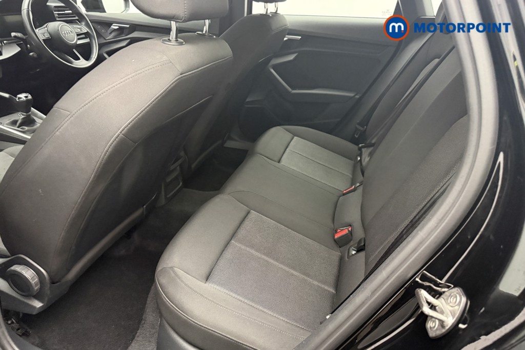 Audi A3 Technik Manual Petrol Hatchback - Stock Number (1676173) - 5th supplementary image