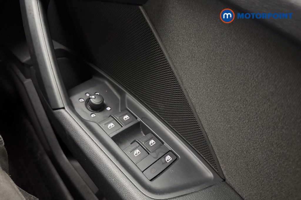Audi A3 Technik Manual Petrol Hatchback - Stock Number (1676173) - 17th supplementary image