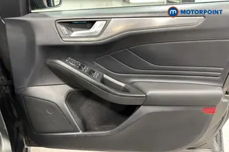 Ford Focus Titanium Automatic Petrol Estate - Stock Number (1676319) - 18th supplementary image
