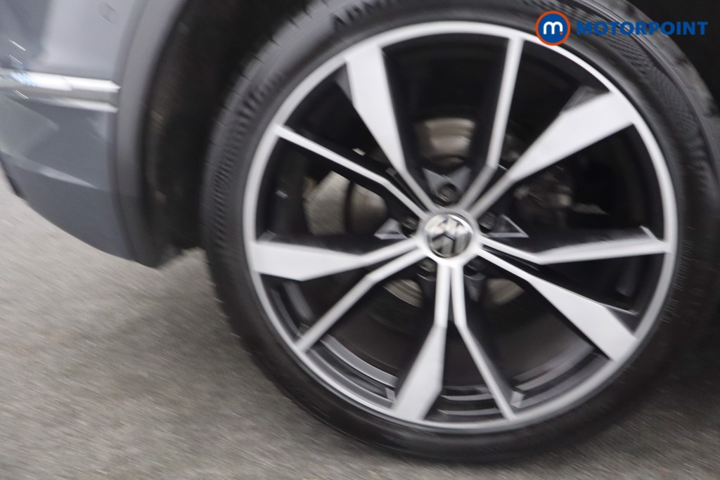 Volkswagen Tiguan R-Line Automatic Petrol SUV - Stock Number (1676407) - 6th supplementary image