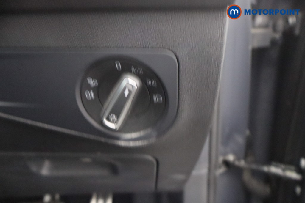 Volkswagen Tiguan R-Line Automatic Petrol SUV - Stock Number (1676407) - 15th supplementary image