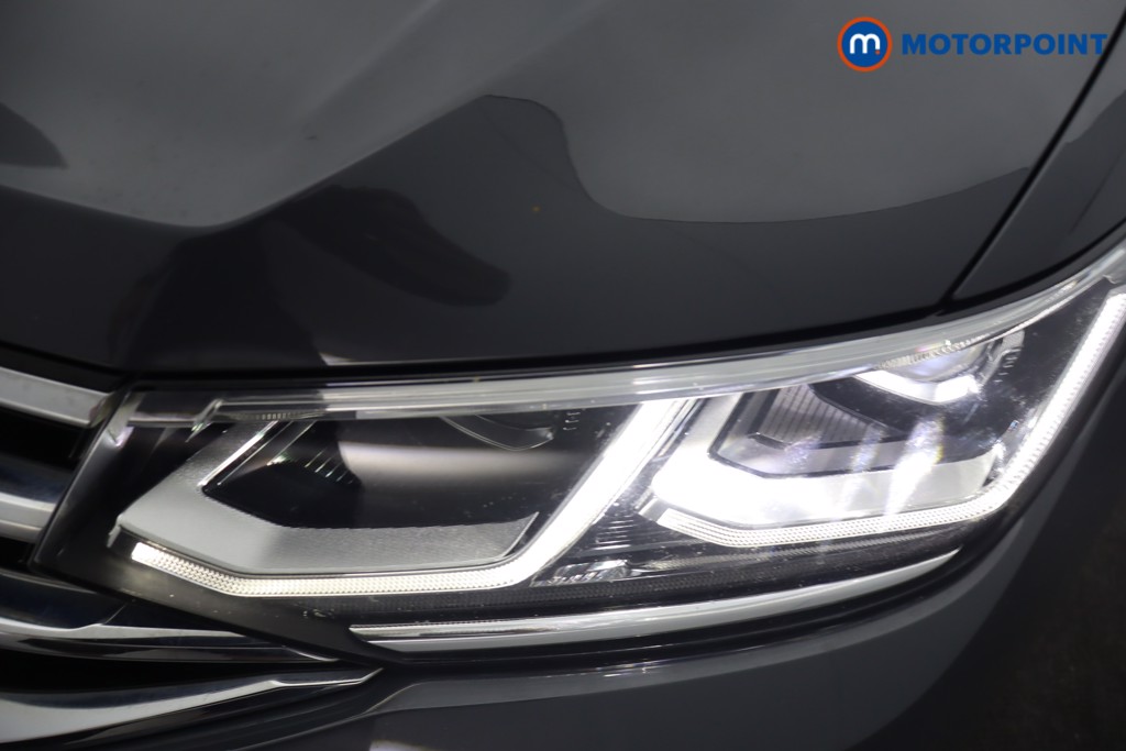 Volkswagen Tiguan R-Line Automatic Petrol SUV - Stock Number (1676407) - 27th supplementary image
