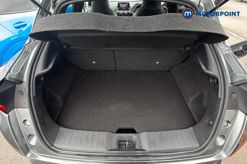 Nissan Juke N-Connecta Automatic Petrol SUV - Stock Number (1676790) - 20th supplementary image