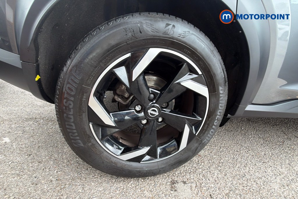 Nissan Juke N-Connecta Automatic Petrol SUV - Stock Number (1676790) - 26th supplementary image