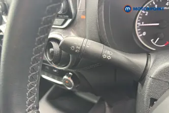 Nissan Juke N-Connecta Manual Petrol SUV - Stock Number (1677208) - 5th supplementary image