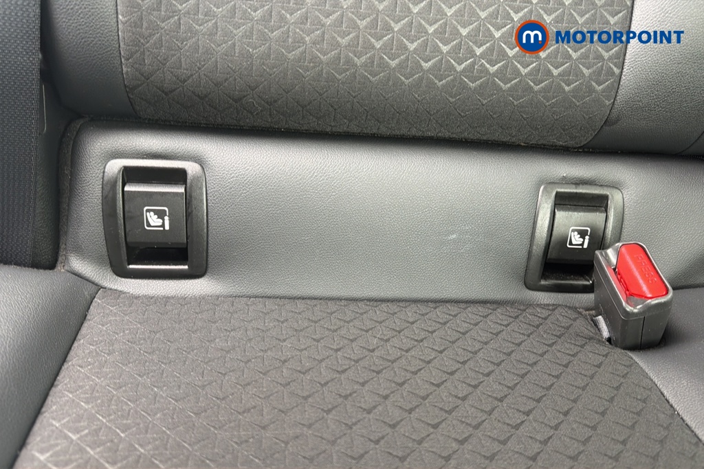 Nissan Juke N-Connecta Manual Petrol SUV - Stock Number (1677208) - 27th supplementary image
