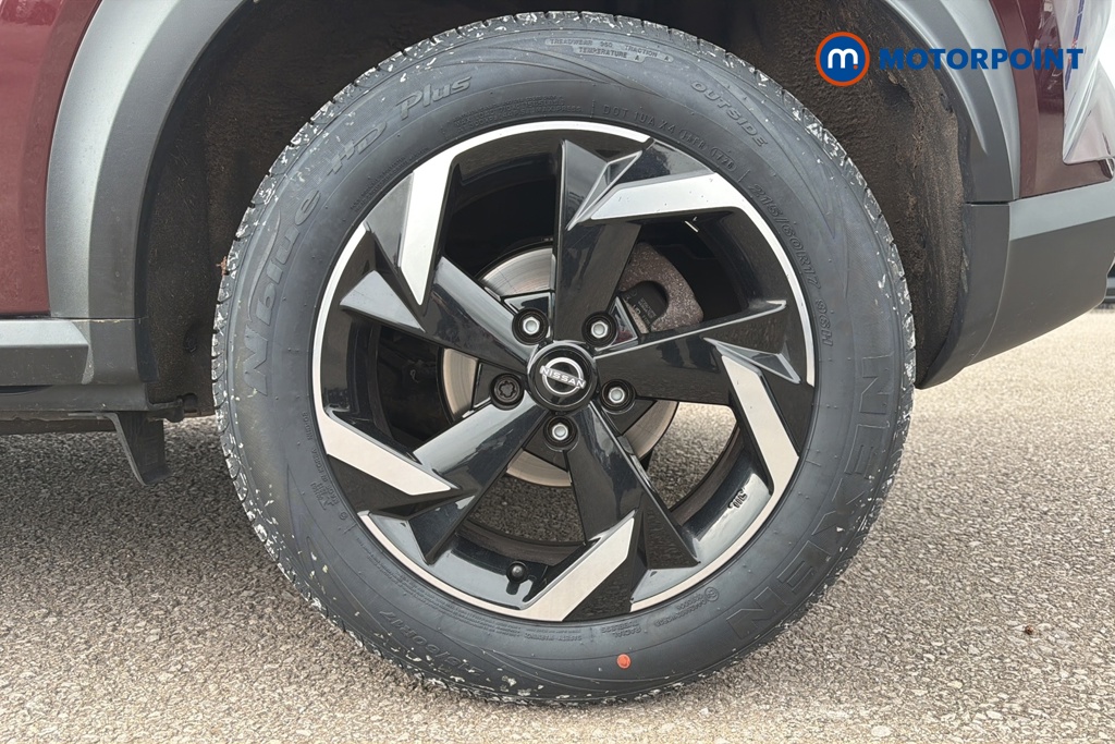 Nissan Juke N-Connecta Manual Petrol SUV - Stock Number (1677208) - 45th supplementary image