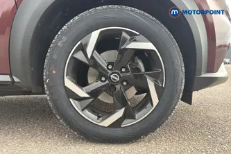 Nissan Juke N-Connecta Manual Petrol SUV - Stock Number (1677208) - 47th supplementary image