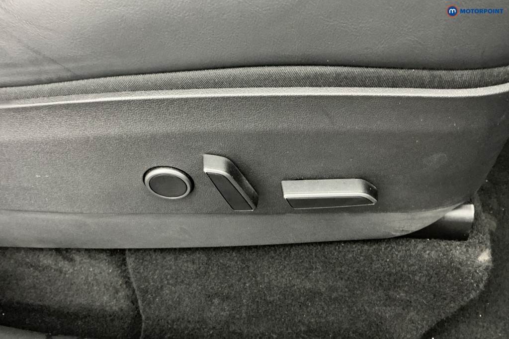 Tesla Model Y Long Range Automatic Electric SUV - Stock Number (1677388) - 23rd supplementary image