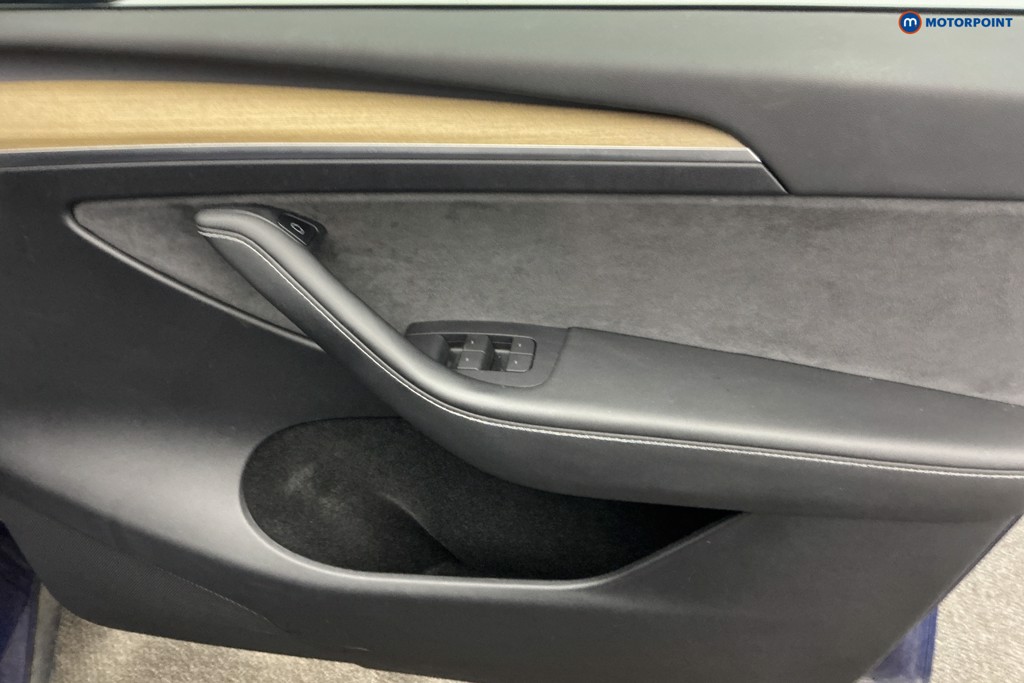 Tesla Model Y Long Range Automatic Electric SUV - Stock Number (1677388) - 24th supplementary image