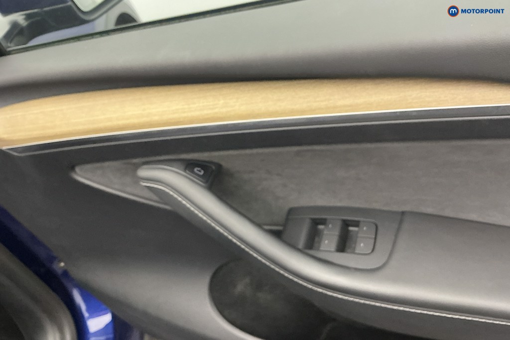 Tesla Model Y Long Range Automatic Electric SUV - Stock Number (1677388) - 25th supplementary image