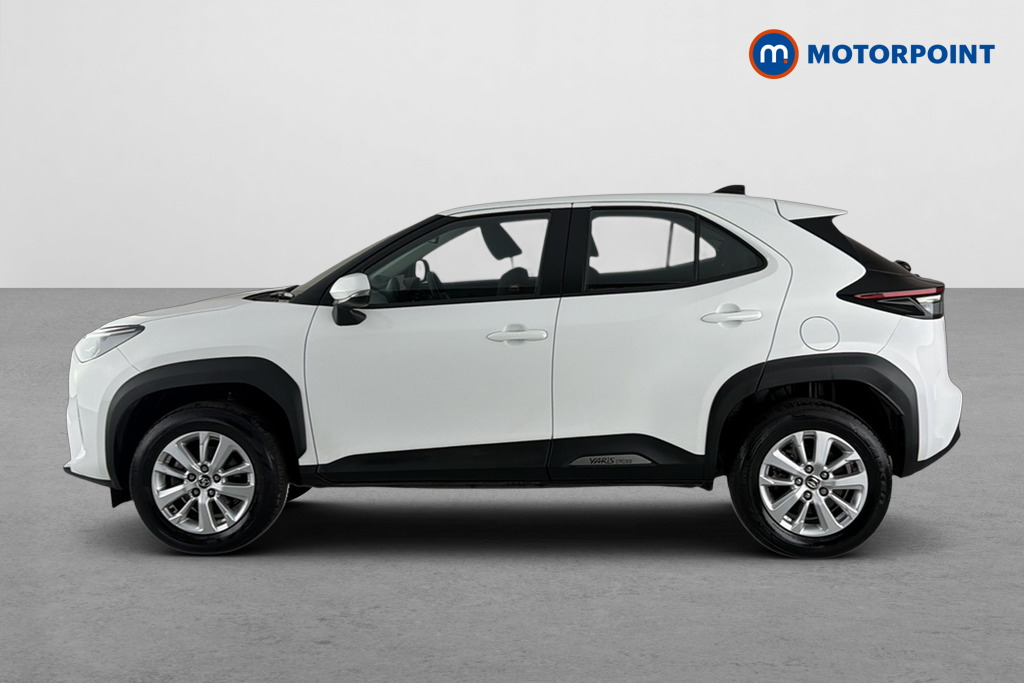 Toyota Yaris Cross Icon Automatic Petrol-Electric Hybrid Estate - Stock Number (1677584) - Drivers side