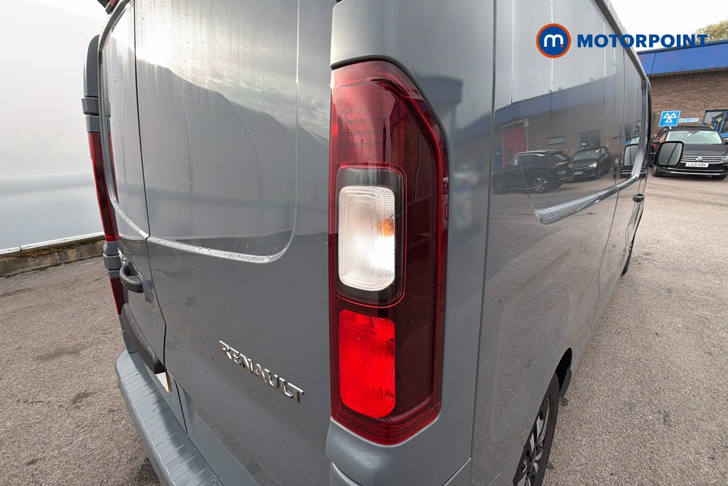Renault Trafic Extra Sport Manual Diesel Panel Van - Stock Number (1677738) - 38th supplementary image