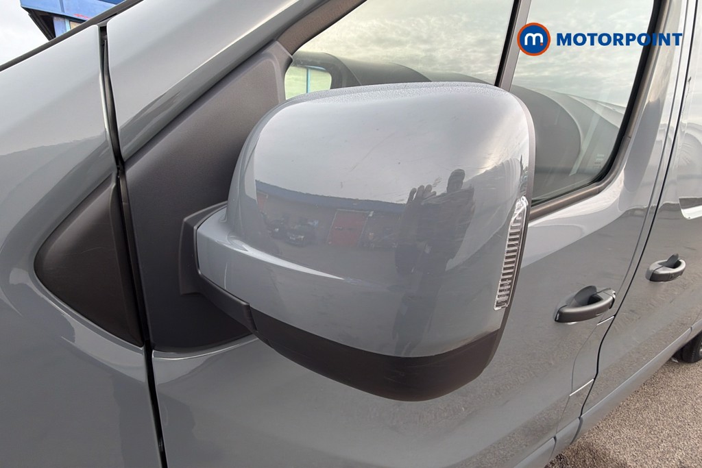 Renault Trafic Extra Sport Manual Diesel Panel Van - Stock Number (1677738) - 43rd supplementary image