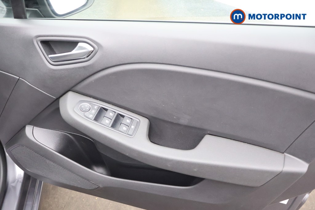 Renault Clio Evolution Manual Petrol Hatchback - Stock Number (1677787) - 13th supplementary image