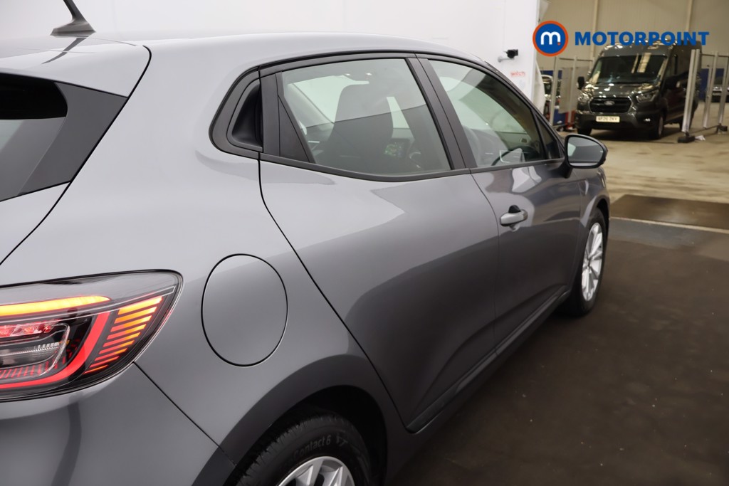 Renault Clio Evolution Manual Petrol Hatchback - Stock Number (1677787) - 25th supplementary image