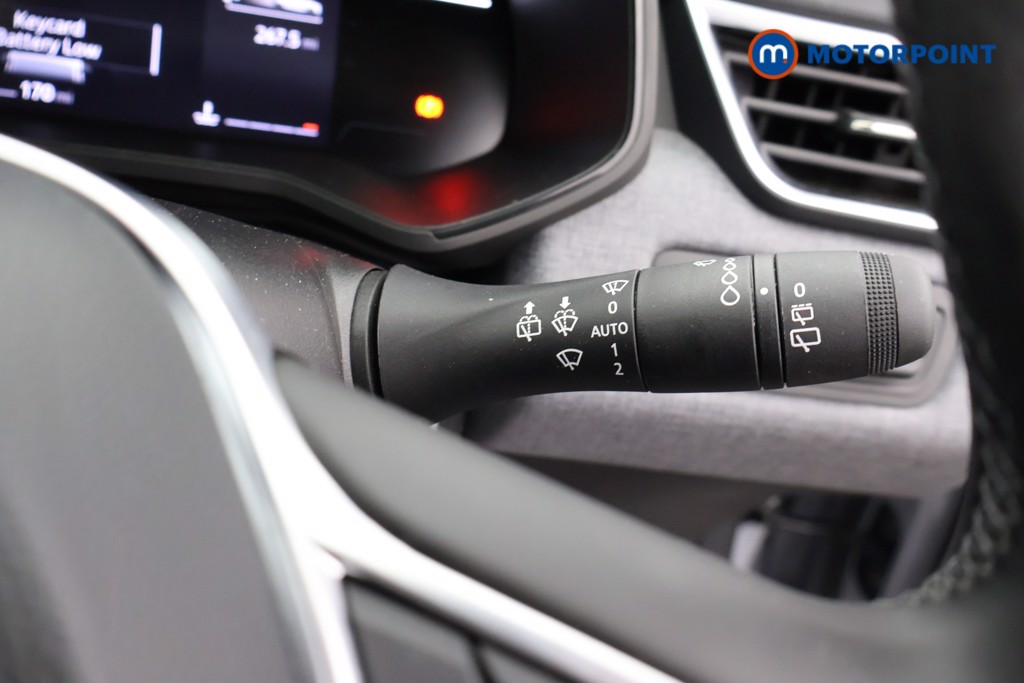 Renault Clio Evolution Manual Petrol Hatchback - Stock Number (1677815) - 6th supplementary image