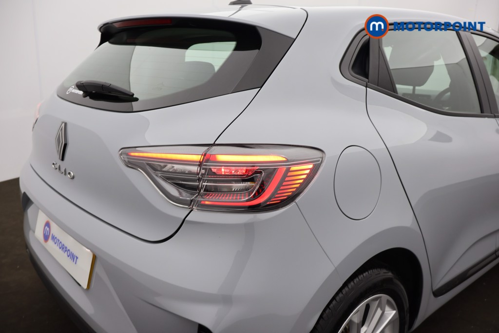 Renault Clio Evolution Manual Petrol Hatchback - Stock Number (1677815) - 24th supplementary image