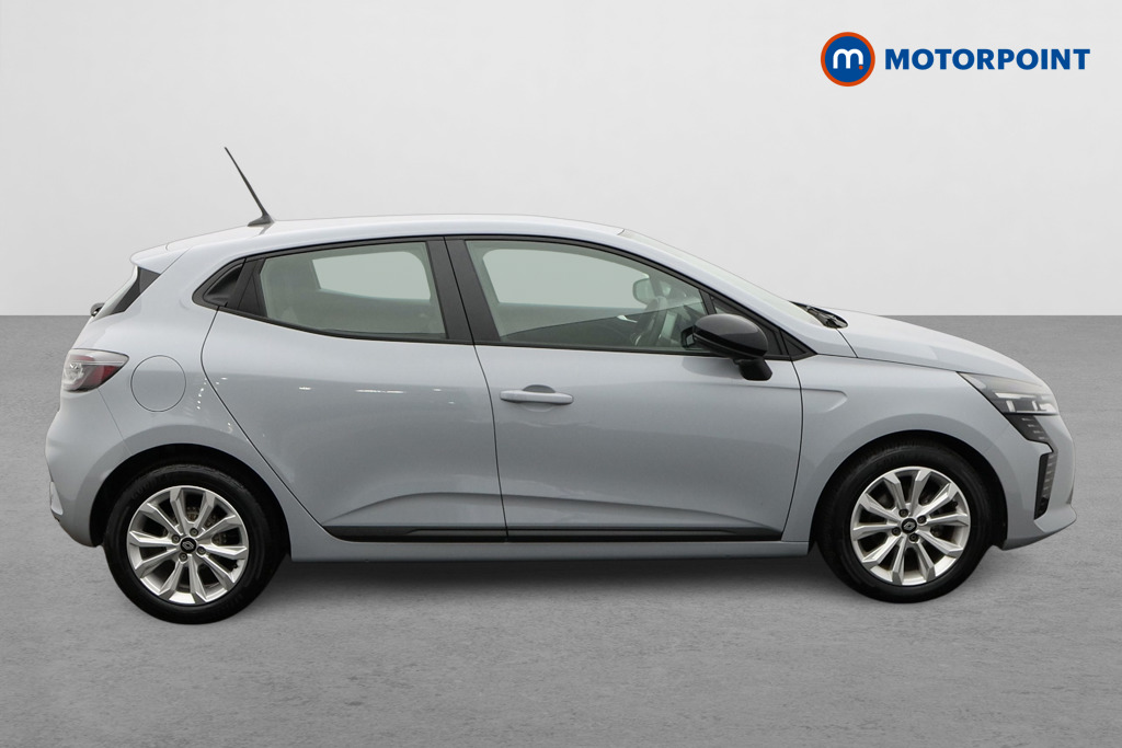 Renault Clio Evolution Manual Petrol Hatchback - Stock Number (1677815) - Drivers side