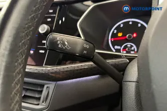 Volkswagen T-Cross SEL Manual Petrol SUV - Stock Number (1678675) - 5th supplementary image