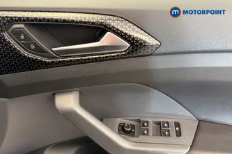 Volkswagen T-Cross SEL Manual Petrol SUV - Stock Number (1678675) - 19th supplementary image