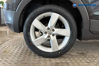 Volkswagen T-Cross SEL Manual Petrol SUV - Stock Number (1678675) - 46th supplementary image