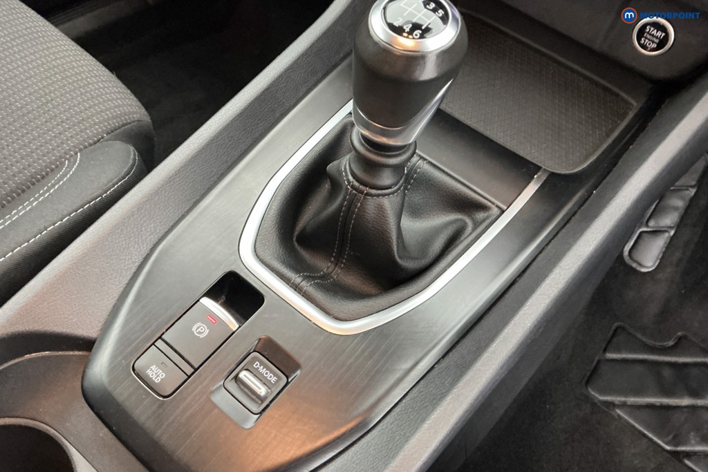 Nissan Qashqai Acenta Premium Manual Petrol SUV - Stock Number (1678701) - 16th supplementary image