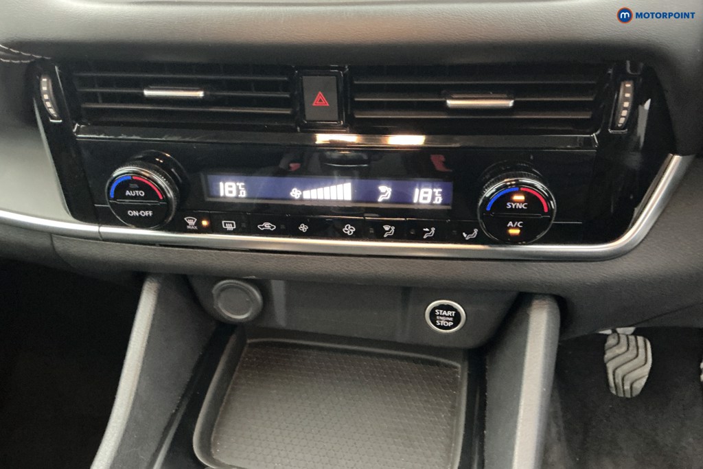 Nissan Qashqai Acenta Premium Manual Petrol SUV - Stock Number (1678701) - 18th supplementary image