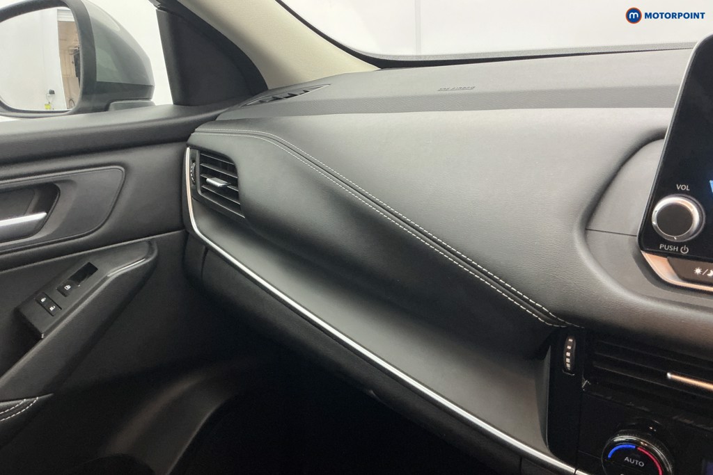 Nissan Qashqai Acenta Premium Manual Petrol SUV - Stock Number (1678701) - 19th supplementary image
