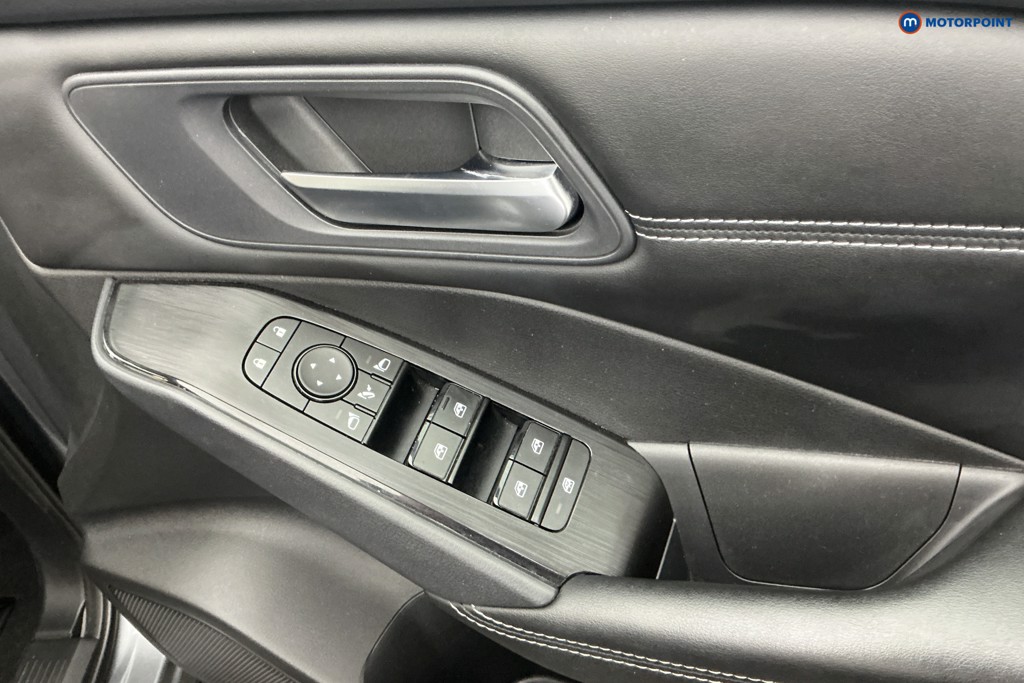 Nissan Qashqai Acenta Premium Manual Petrol SUV - Stock Number (1678701) - 26th supplementary image