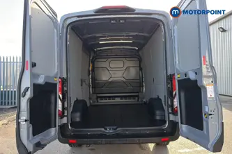 Ford Transit Limited Automatic Diesel Medium Roof Van - Stock Number (1678717) - 30th supplementary image