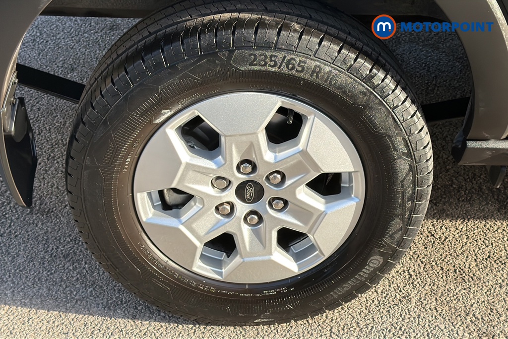 Ford Transit Limited Automatic Diesel Medium Roof Van - Stock Number (1678739) - 46th supplementary image
