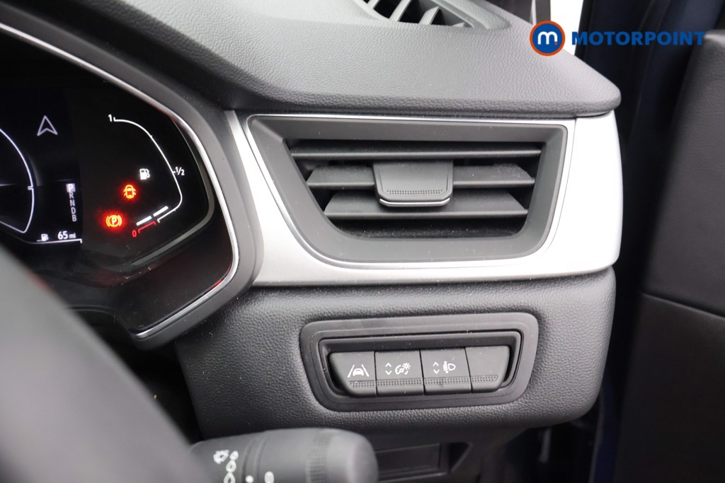 Renault Captur Se Edition Automatic Petrol-Electric Hybrid SUV - Stock Number (1678783) - 8th supplementary image