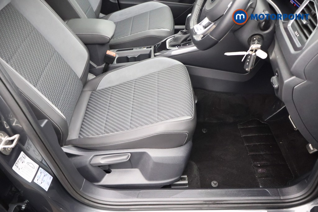 Volkswagen T-Roc R-Line Automatic Petrol SUV - Stock Number (1678796) - 16th supplementary image